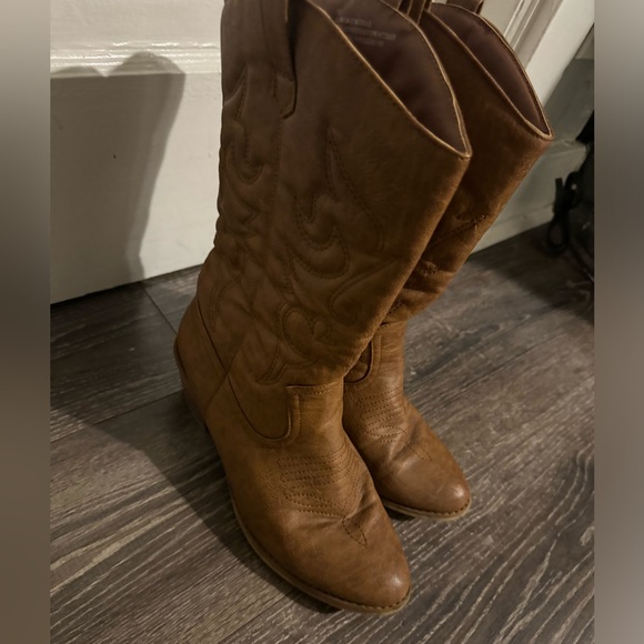 Women’s Cowboy Boots Size 10 - Picture 3 of 4